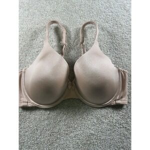 Breezies Bra Women's Nude 36C Underwire Smooth Full Coverage‎